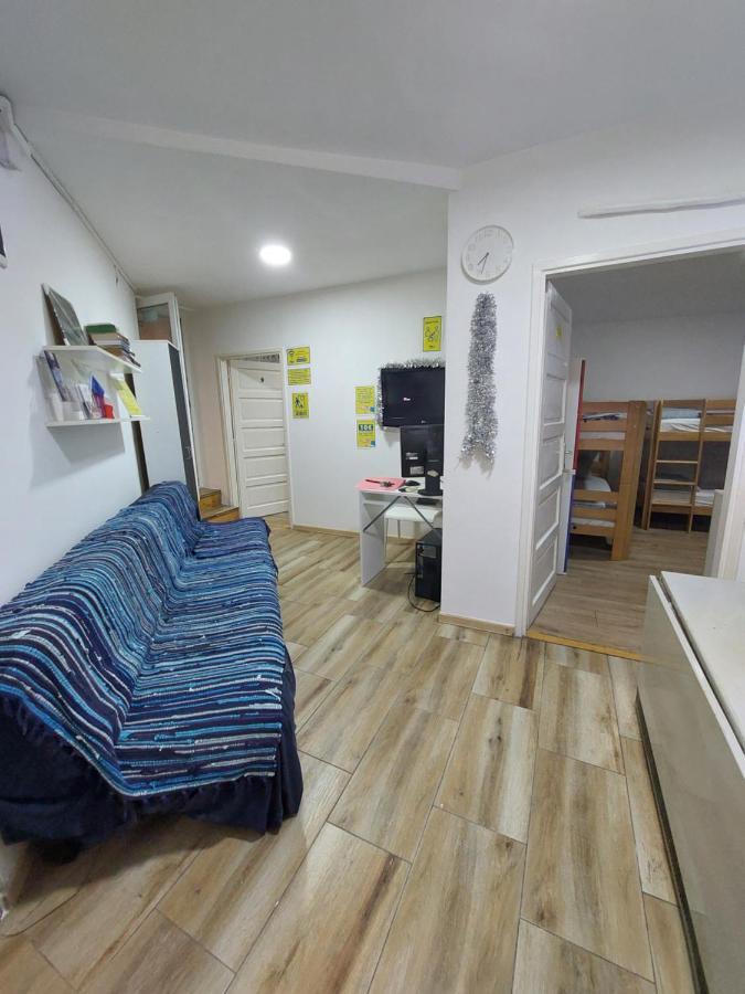 Hostel Inn Downtown Белград Экстерьер фото