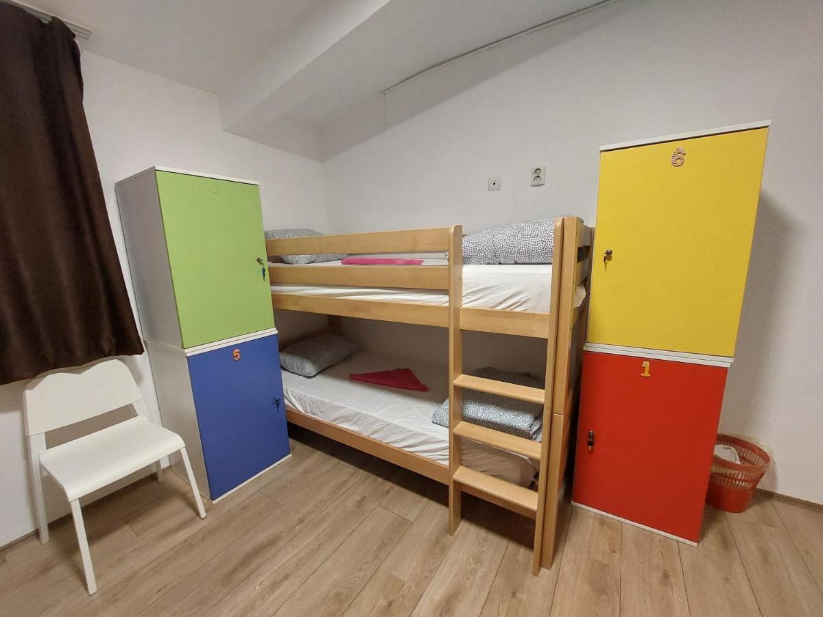 Hostel Inn Downtown Белград Экстерьер фото