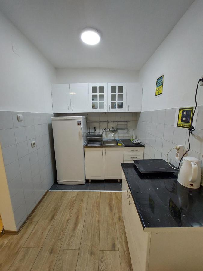 Hostel Inn Downtown Белград Экстерьер фото