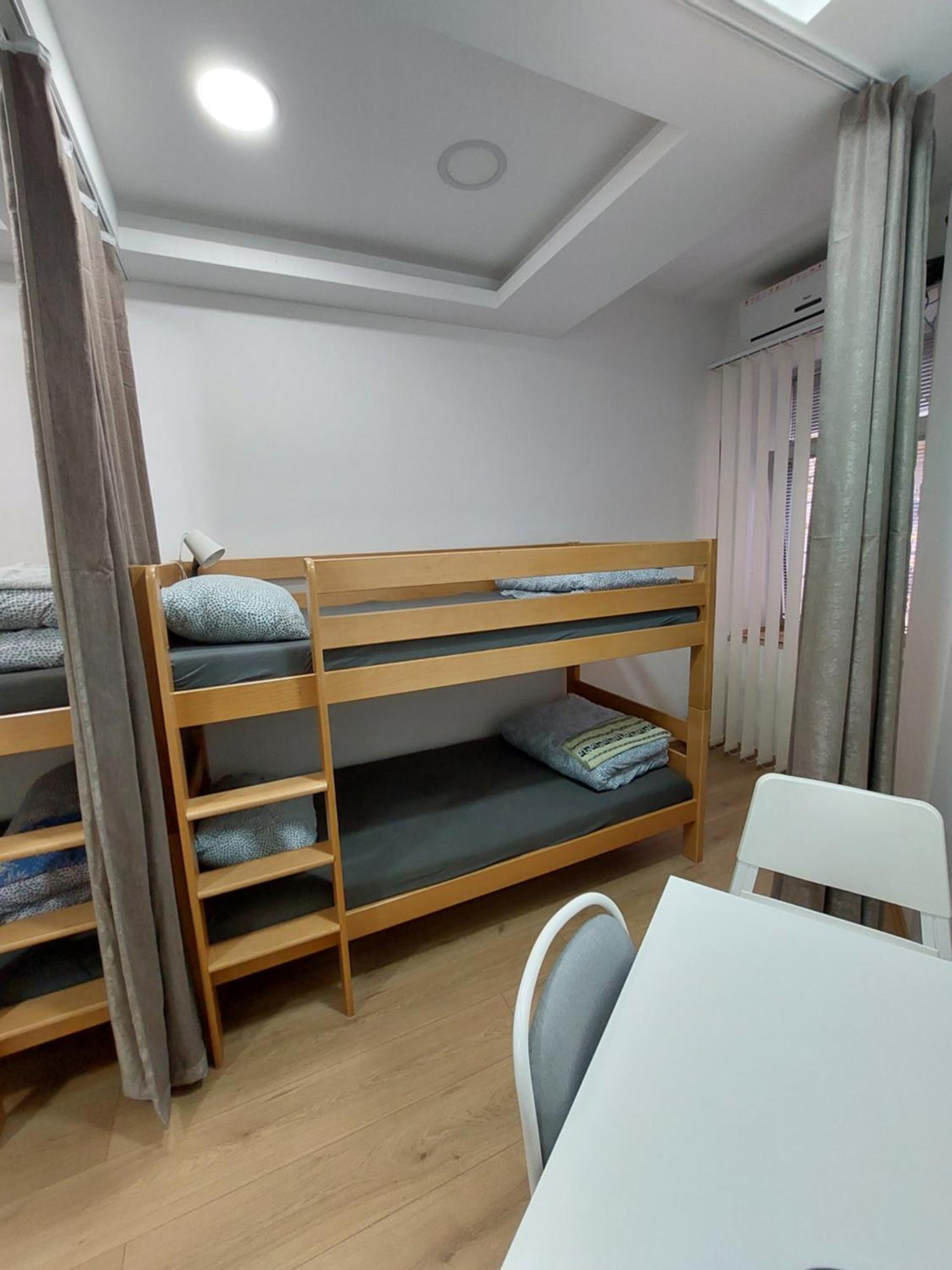 Hostel Inn Downtown Белград Экстерьер фото