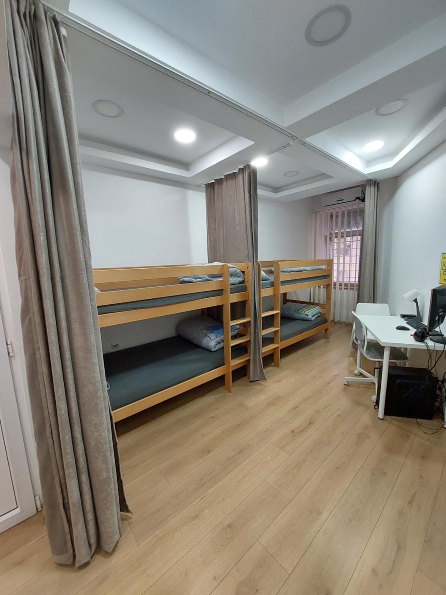 Hostel Inn Downtown Белград Экстерьер фото