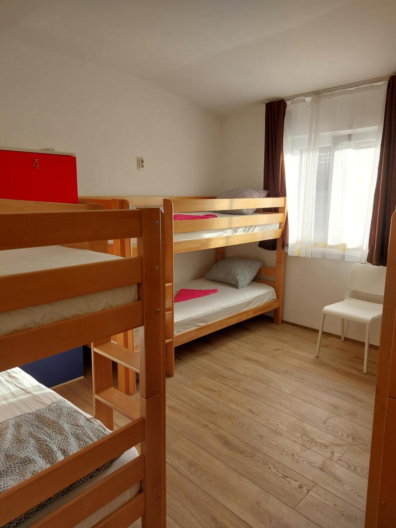 Hostel Inn Downtown Белград Экстерьер фото