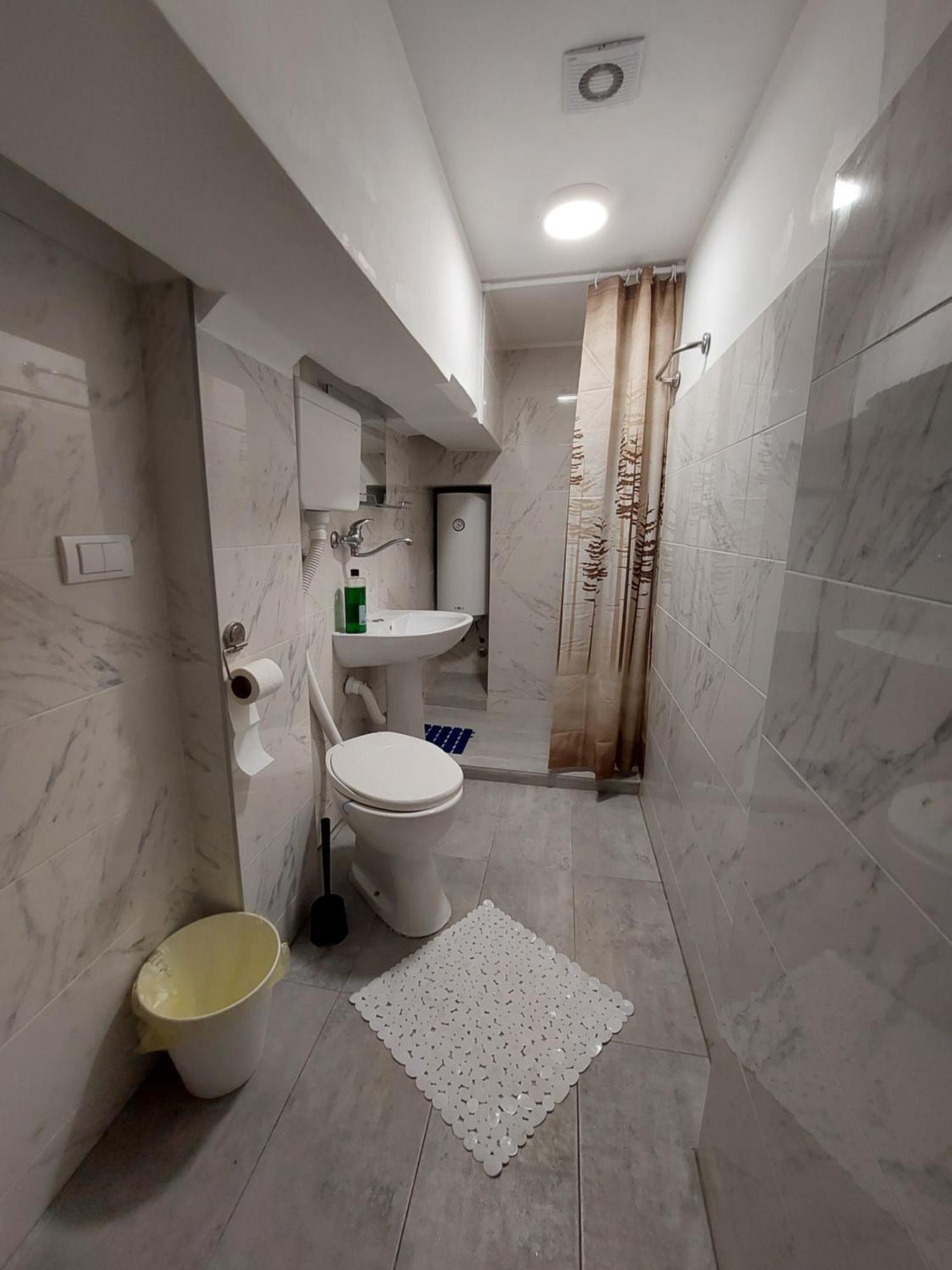 Hostel Inn Downtown Белград Экстерьер фото